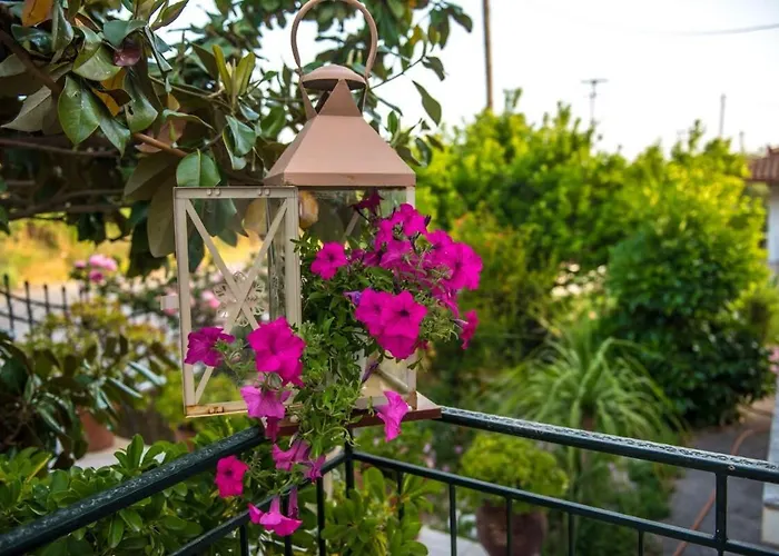 Stylish Seaside Home - Fully Equipped, Big Terrace
