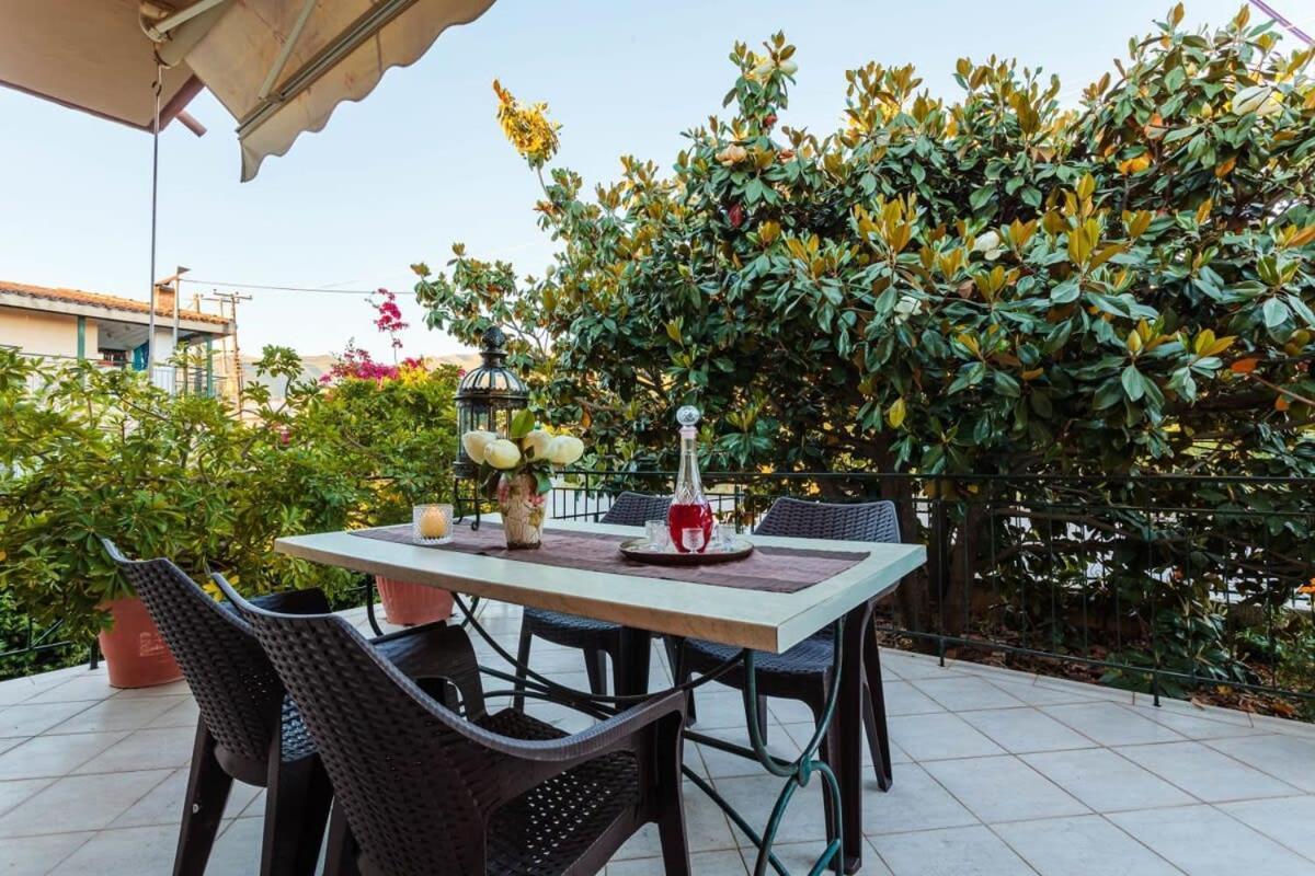 Stylish Seaside - Fully Equipped, Big Terrace * Kalamata
